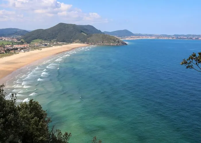 Espectacular Casa En La Playa De Berria Hébergement de vacances Santoña